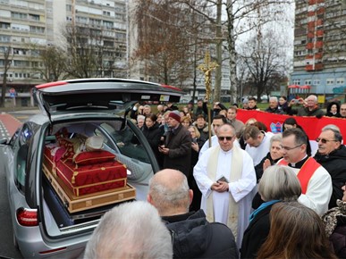 /A/2025/12/[UŽIVO] Povratak relikvija bl Alojzija Stepinca u Zagreb i zatvaranje Jubilejske godineNovi direktorij/251228 (6).JPG